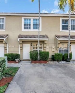 748 SW 122nd Ter # 748, Pembroke Pines FL 33025