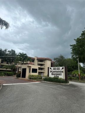 10551 W Broward Blvd # 101, Plantation FL 33324