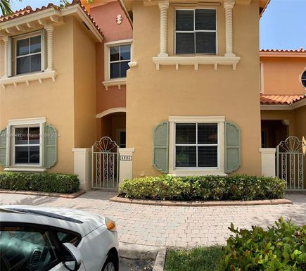 4935 Tradewinds Ter # 902, Dania Beach FL 33312