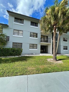 7195 NW 179th St # 209, Hialeah FL 33015