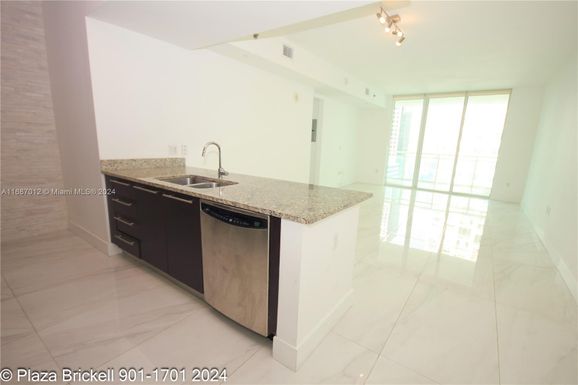 951 Brickell Ave # 1701, Miami FL 33131