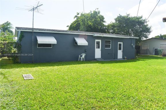 11053 SW 224th St, Miami FL 33170