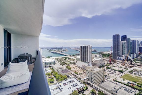 1600 NE 1st Ave # 3607, Miami FL 33132