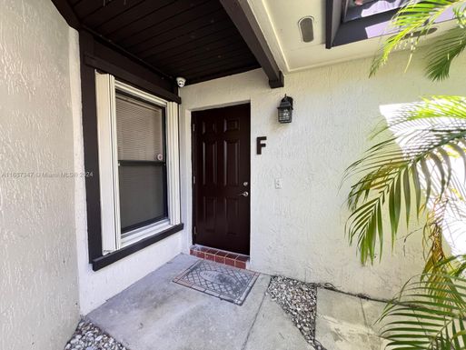 15045 SW 48th Ter # 100, Miami FL 33185