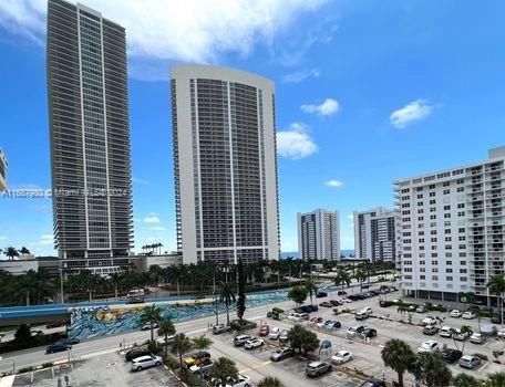 1825 S Ocean Drive # 710, Hallandale Beach FL 33009