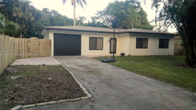 2454 SW 30th Ave, Fort Lauderdale FL 33312