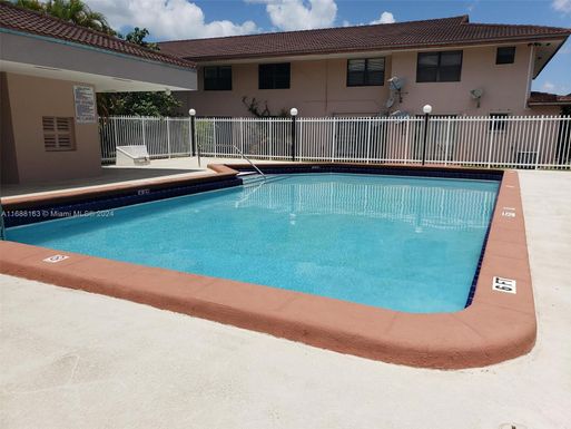 5851 W 20th Ave # 401, Hialeah FL 33012