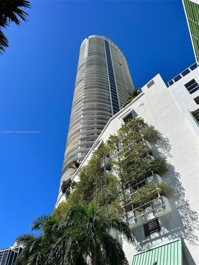 1750 N Bayshore Dr # 2008, Miami FL 33132