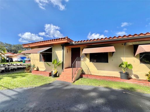 5727 SW 22nd St, Miami FL 33155