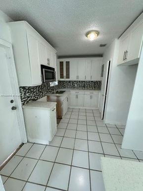 1631 NW 14 CT # 0, Fort Lauderdale FL 33311