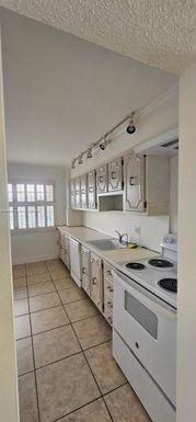 2851 NE 183rd St # 501E, Aventura FL 33160