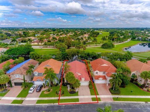 15643 SW 16th St, Pembroke Pines FL 33027