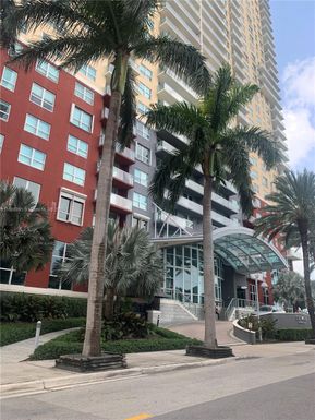 1155 Brickell Bay Dr # 2504, Miami FL 33131