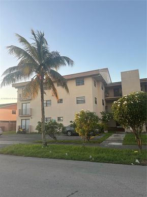 1490 W 42nd Pl # 306, Hialeah FL 33012