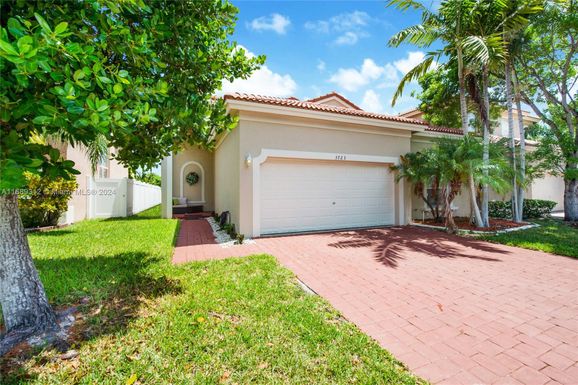 3723 NE 16th St, Homestead FL 33033