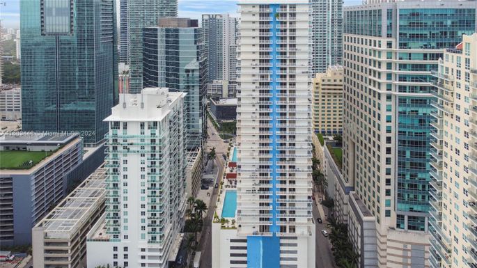 1200 Brickell Bay Dr # 2217, Miami FL 33131