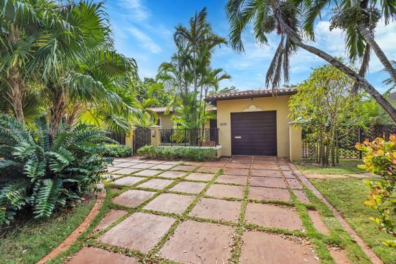 6520 San Vicente St, Coral Gables FL 33146