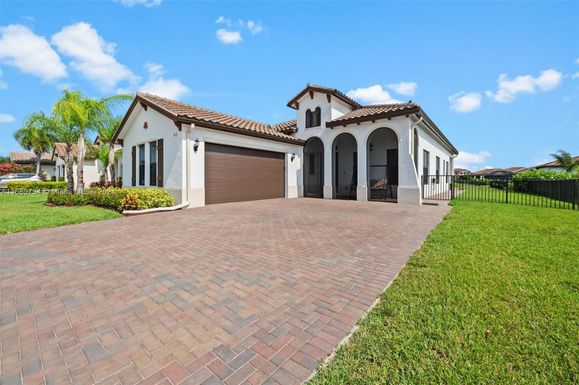 4939 Iron Horse Way # 4939, Ave Maria FL 34142