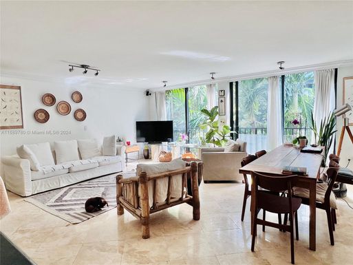 155 S Sunrise Dr # 2A, Key Biscayne FL 33149