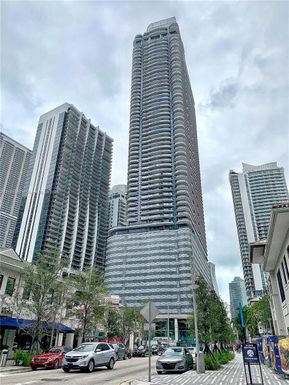 1000 Brickell Plz # 3511, Miami FL 33131