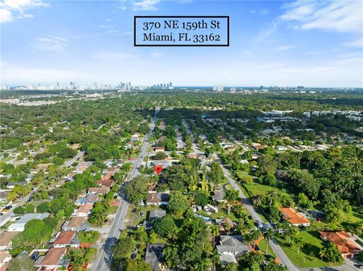 370 NE 159th St, Miami FL 33162