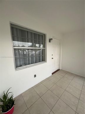 1700 Cleveland St # 106, Hollywood FL 33020