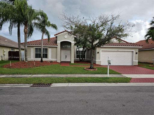 1585 SW 191st Ave, Pembroke Pines FL 33029