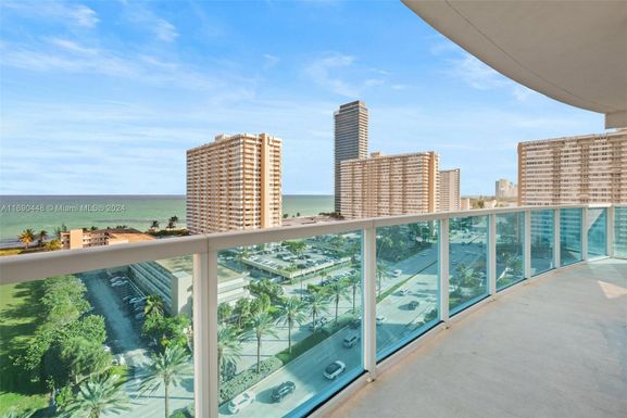 1945 S Ocean Dr # 1101, Hallandale Beach FL 33009