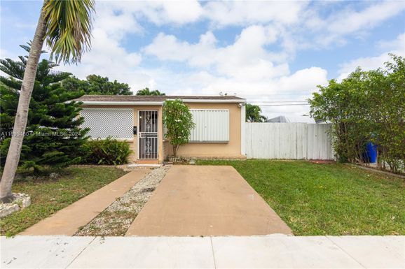 3165 SW 27th Ln # 1, Miami FL 33133