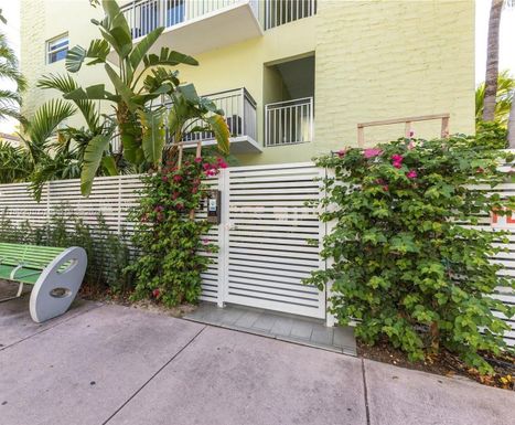 363 Washington Ave # 64, Miami Beach FL 33139