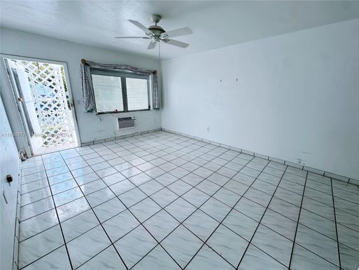 641 Espanola Way # 6, Miami Beach FL 33139