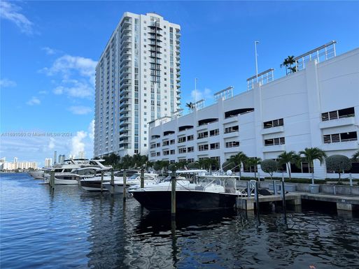 17111 Biscayne Blvd # 1104, North Miami Beach FL 33160