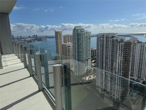 300 Biscayne Blvd # 3805, Miami FL 33131