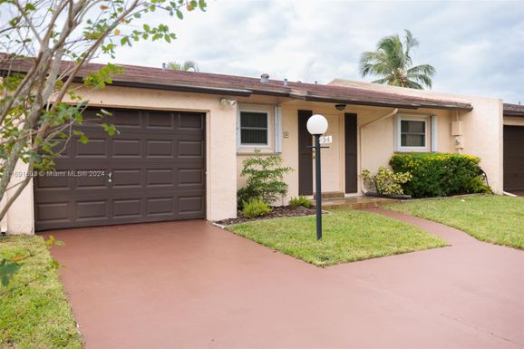 7708 Margate Blvd # 4, Margate FL 33063