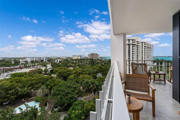 2000 Towerside Ter # 1407, Miami FL 33138