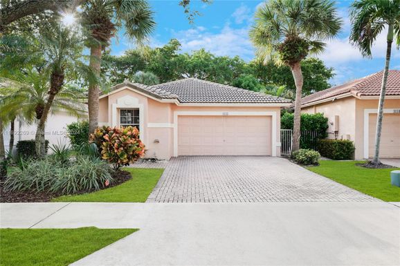 4155 Sapphire Ter, Weston FL 33331