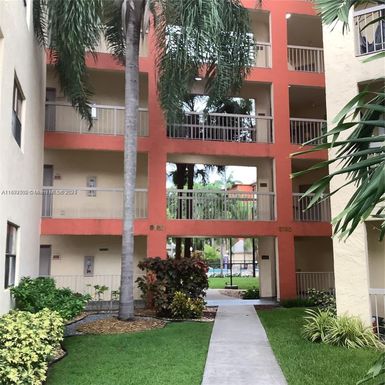 8160 Geneva Ct # 304, Doral FL 33166