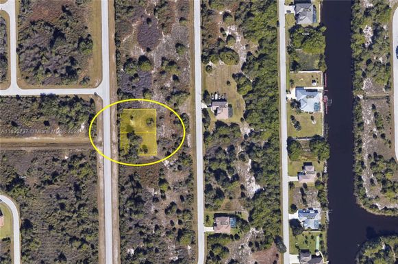 10236 Calumet Blvd, Other City - In The State Of Florida FL 33981