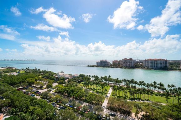 300 S Pointe Dr # 1501, Miami Beach FL 33139