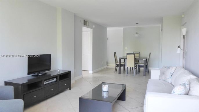 631 Jefferson Ave # 401, Miami Beach FL 33139