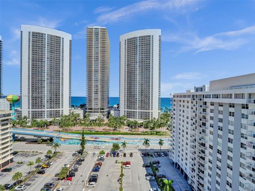 1833 S Ocean Dr # 1702, Hallandale Beach FL 33009