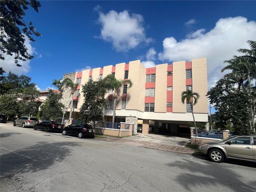 221 Majorca Ave # 405, Coral Gables FL 33134