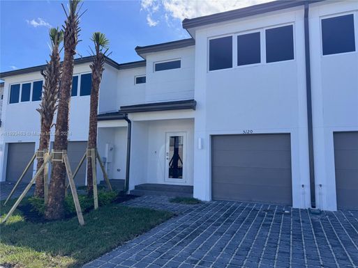 5120 SW 37, Pembroke Park FL 33023