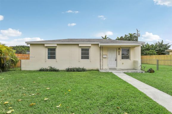 7540 SW 37th St, Miami FL 33155