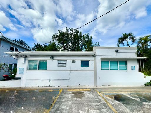 145 S Shore Dr, Miami Beach FL 33141