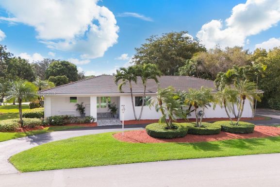 7760 SW 145th St, Palmetto Bay FL 33158