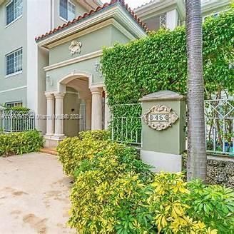 45 Antilla Ave # 2C, Coral Gables FL 33134