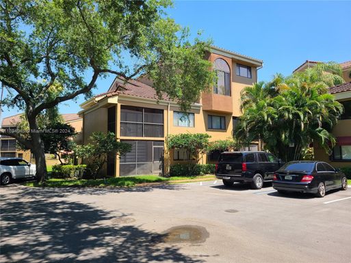 15555 N Miami Lakeway # 18, Miami Lakes FL 33014