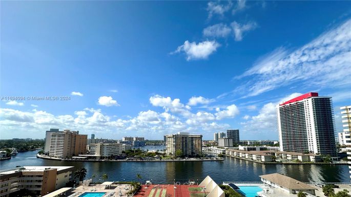 1865 S Ocean Dr # 11I, Hallandale Beach FL 33009