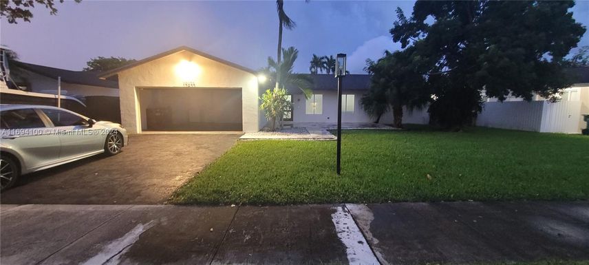 13935 SW 107th Ter, Miami FL 33186